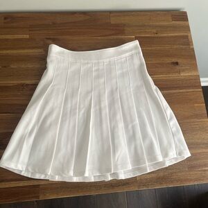 Hollister skater skirt. Never worn!! Size XS. ultra high rise